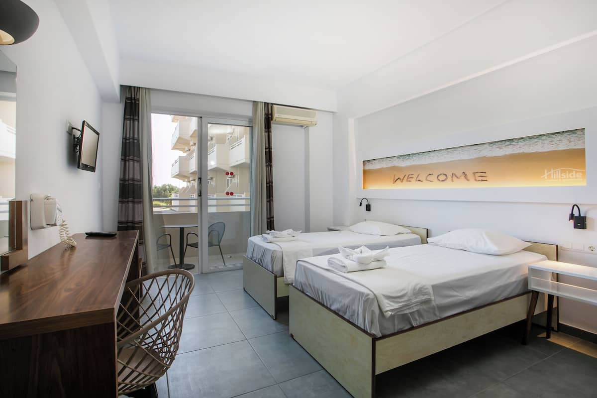 In-room safe, desk, soundproofing, WiFi (free)