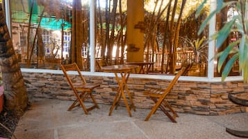 Quang cảnh ban công