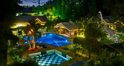 Deep Forest Garden Hotel