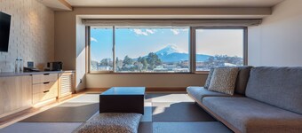 Oike Hotel: A Hot Spring Inn with Views of Mt. Fuji