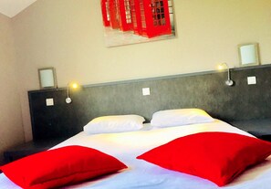 Zimmersafe, schallisolierte Zimmer, Bügeleisen/Bügelbrett