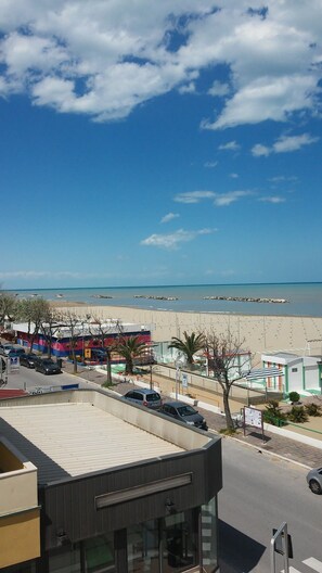 Beach/ocean view - Hotel Milanese (Rimini)