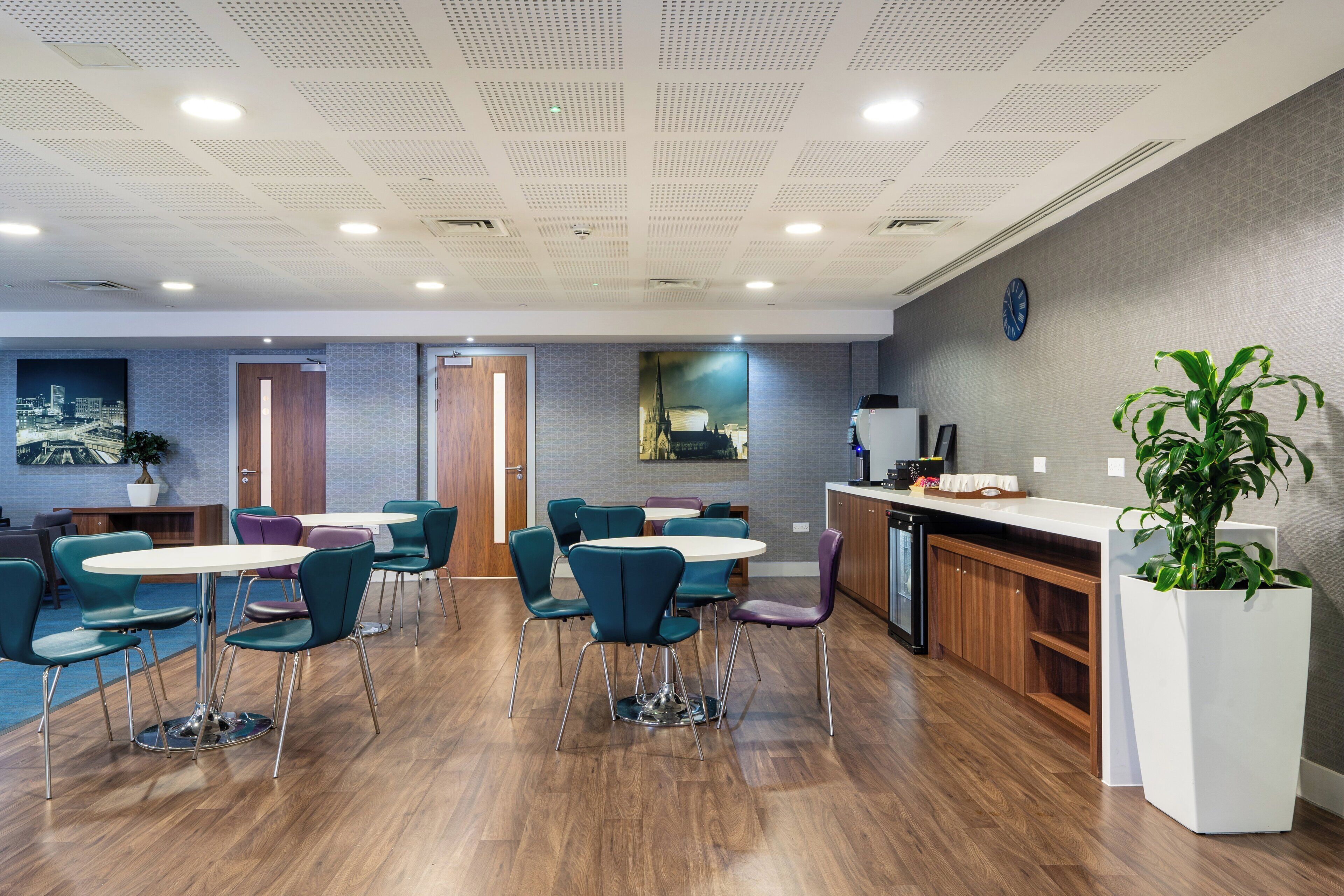Foto - Holiday Inn Express Birmingham   Snow Hill, An Ihg