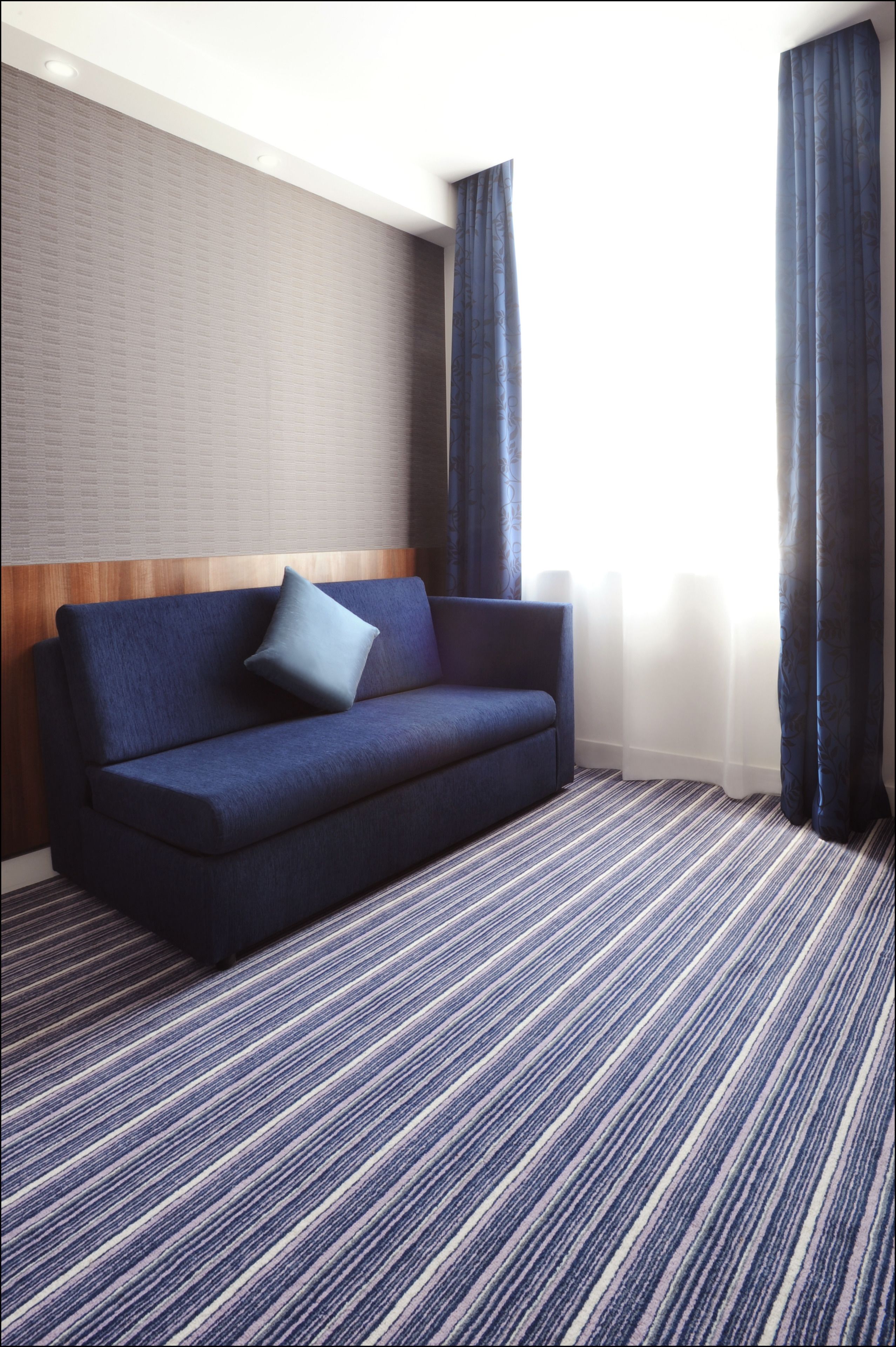 Standard Room, 1 Double Bed with Sofa bed (with Free Hot Breakfast) | Desk, blackout curtains, soundproofing, iron/ironing board