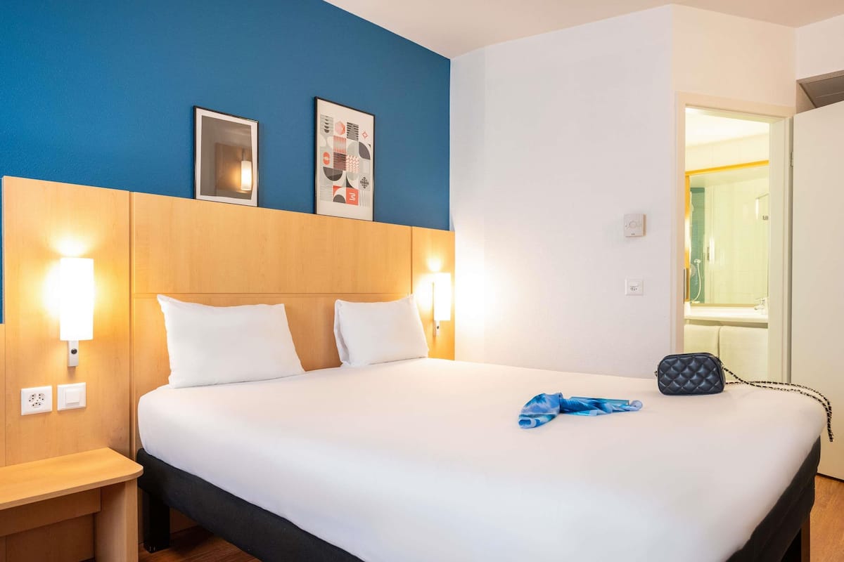 Chambre Double, 1 lit double