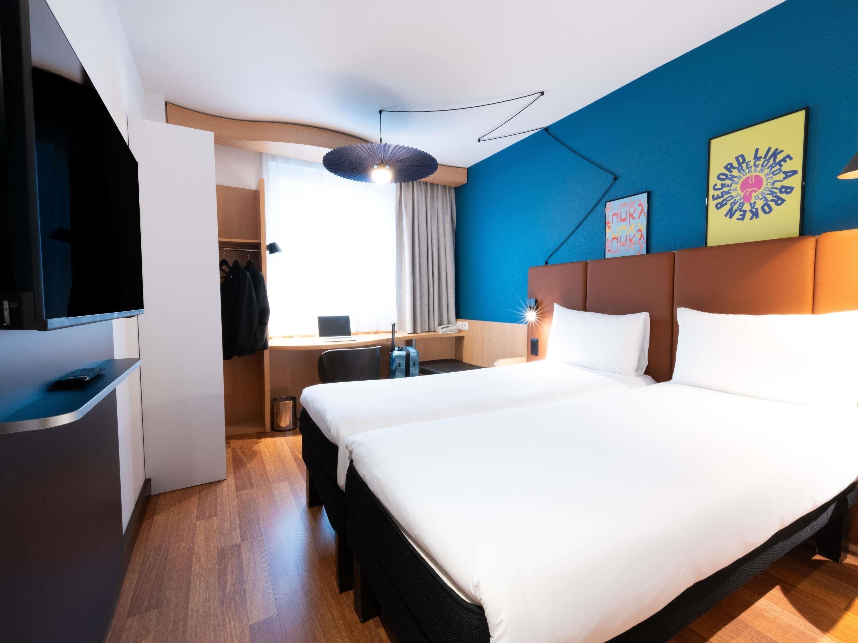 Premium bedding, pillowtop beds, desk, laptop workspace