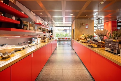 ibis Geneve Centre Nations