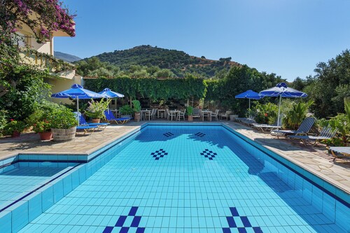 Sunrise Hotel & Apartments