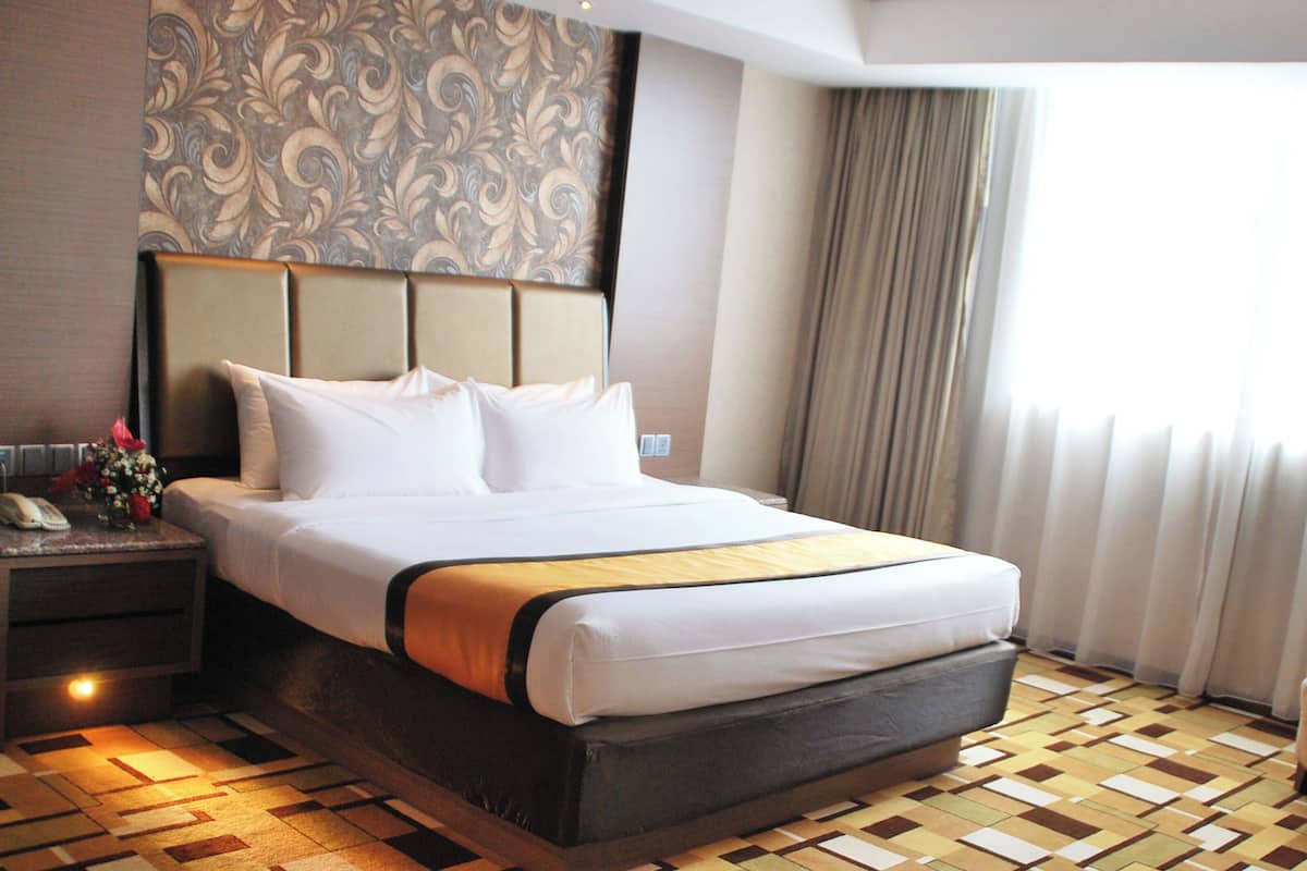 1 bedroom, desk, blackout drapes, iron/ironing board