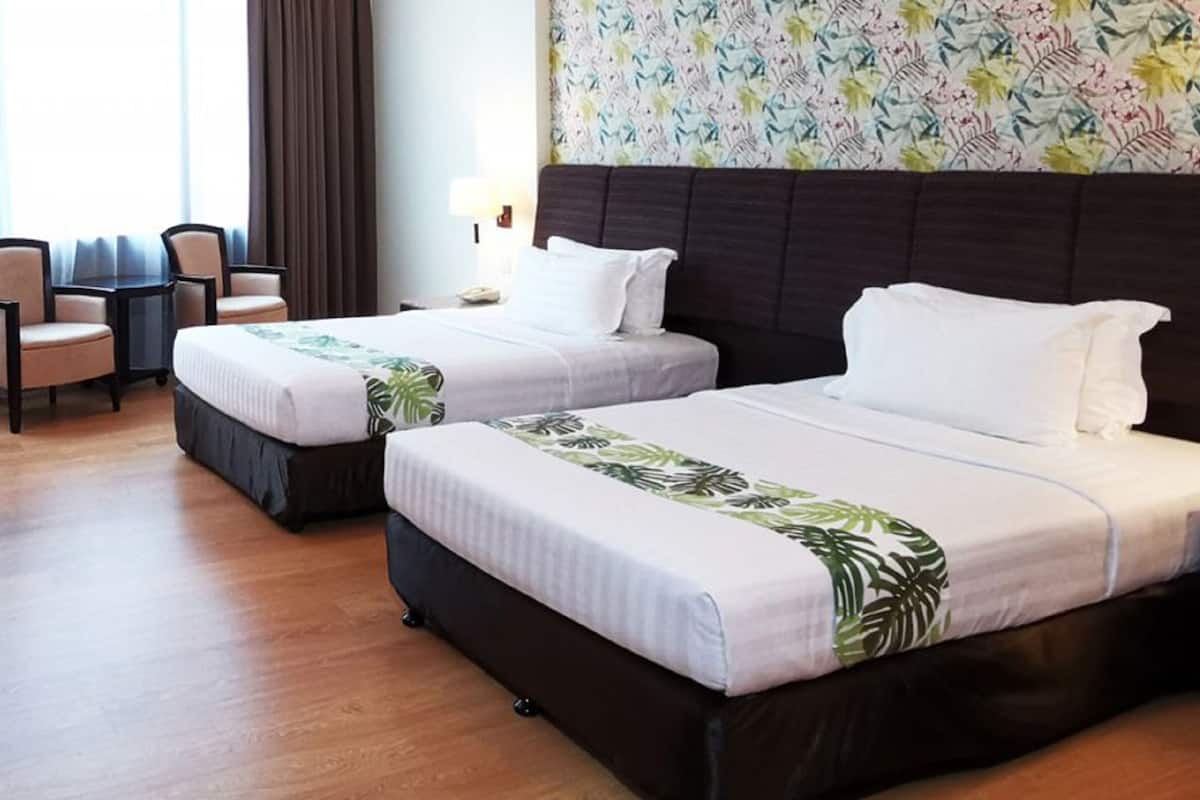 Standard Room, City View, 2 Twin Beds | 1 bedroom, desk, blackout drapes, iron/ironing board