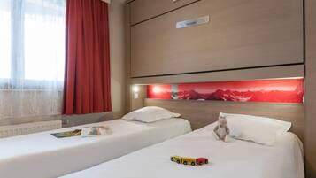 1 chambre, lits bébé (en supplément), Wi-Fi gratuit, draps fournis