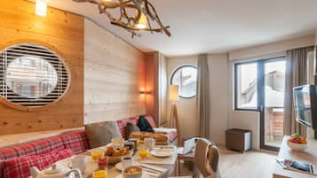 Appartement 6 personnes - 2 chambres - Balcon | Ruang makan
