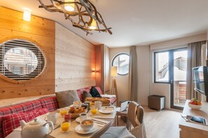 Appartement 6 personnes - 2 chambres - Balcon | Salle à manger