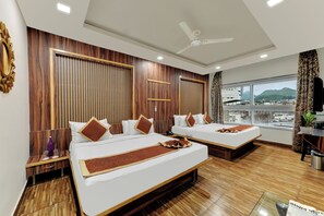Family Suite | Minibar, in-room safe, desk, iron/ironing board - The Royal Melange Beacon (Ajmer)