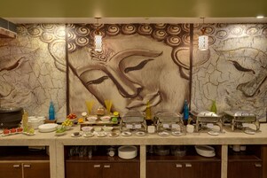 Breakfast, lunch, dinner served; local cuisine 