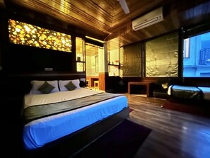 Luxury Suite, Valley View (AC & Non AC) | Room amenity