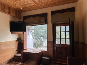 Superior-Zimmer, Talblick (AC & Non AC) | Blick auf die Berge