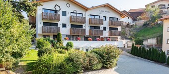 Lapis Monti - Apartments & Suites 