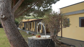 Habitación doble Confort, 1 habitación, para no fumadores, vista al jardín | Servicios de la habitación