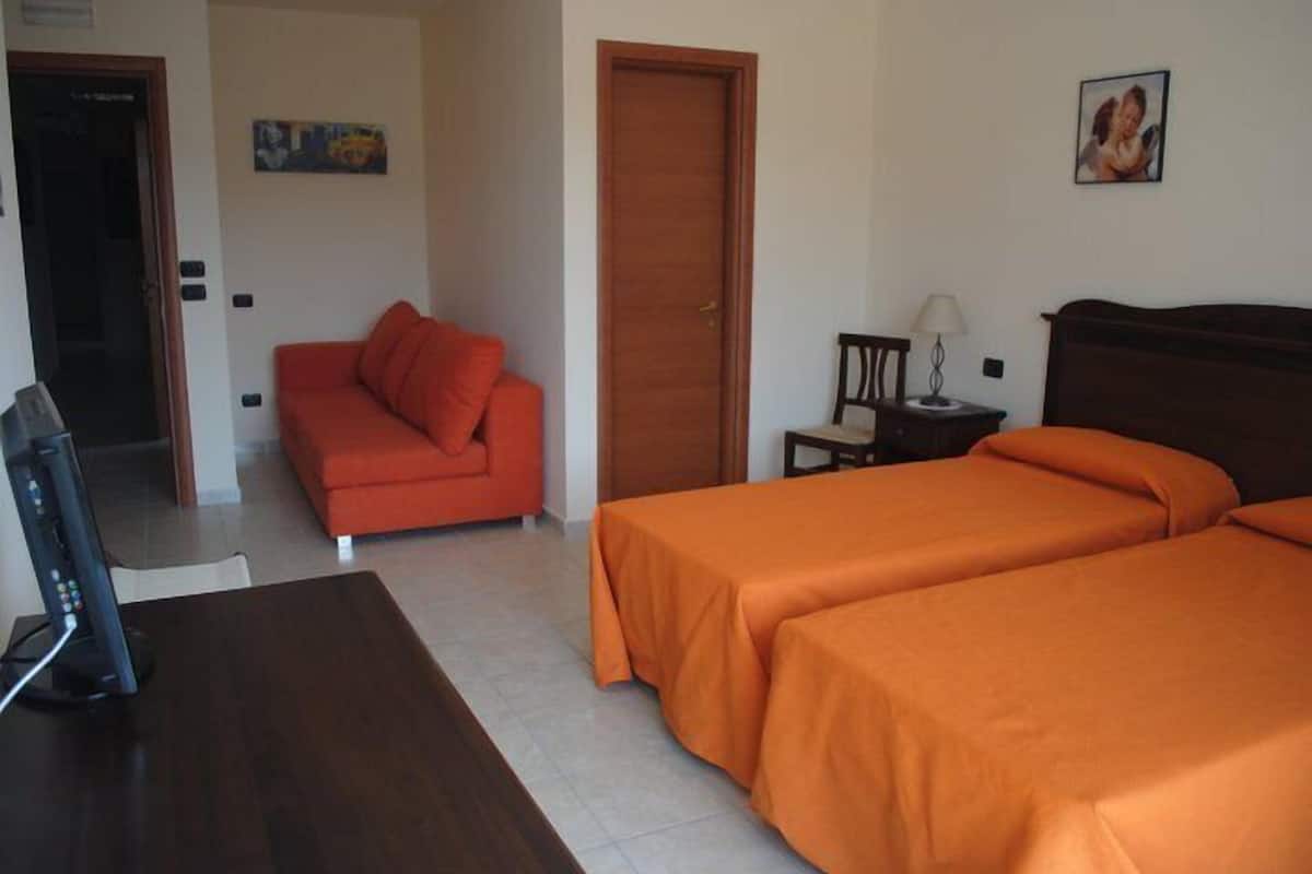 Standard Quadruple Room