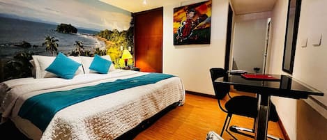 Studio | 1 bedroom, desk, laptop workspace, free WiFi