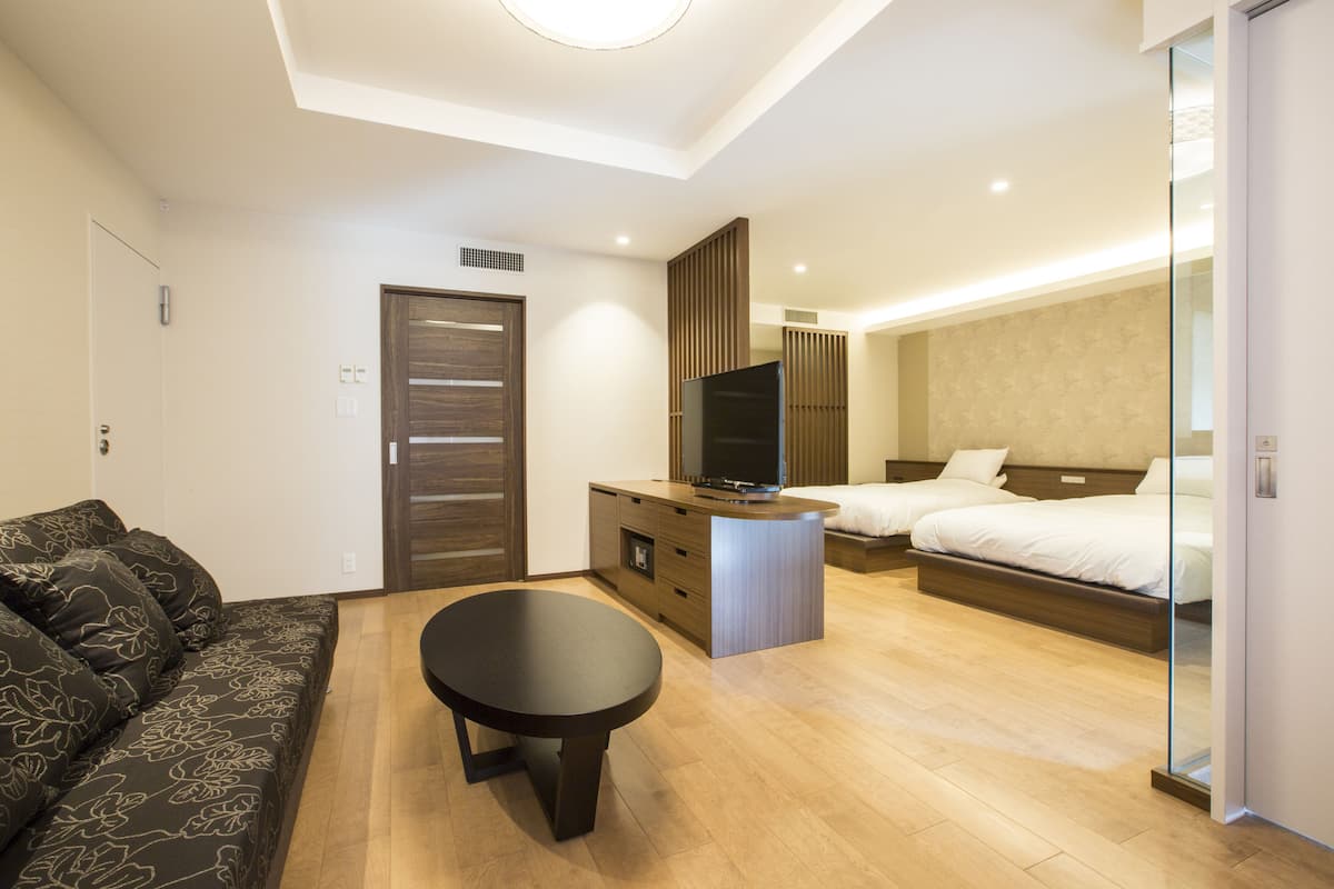 western style executive room with private onsen (mt.yotei view) (non smoking) | in-room safe, free wifi, bed sheets