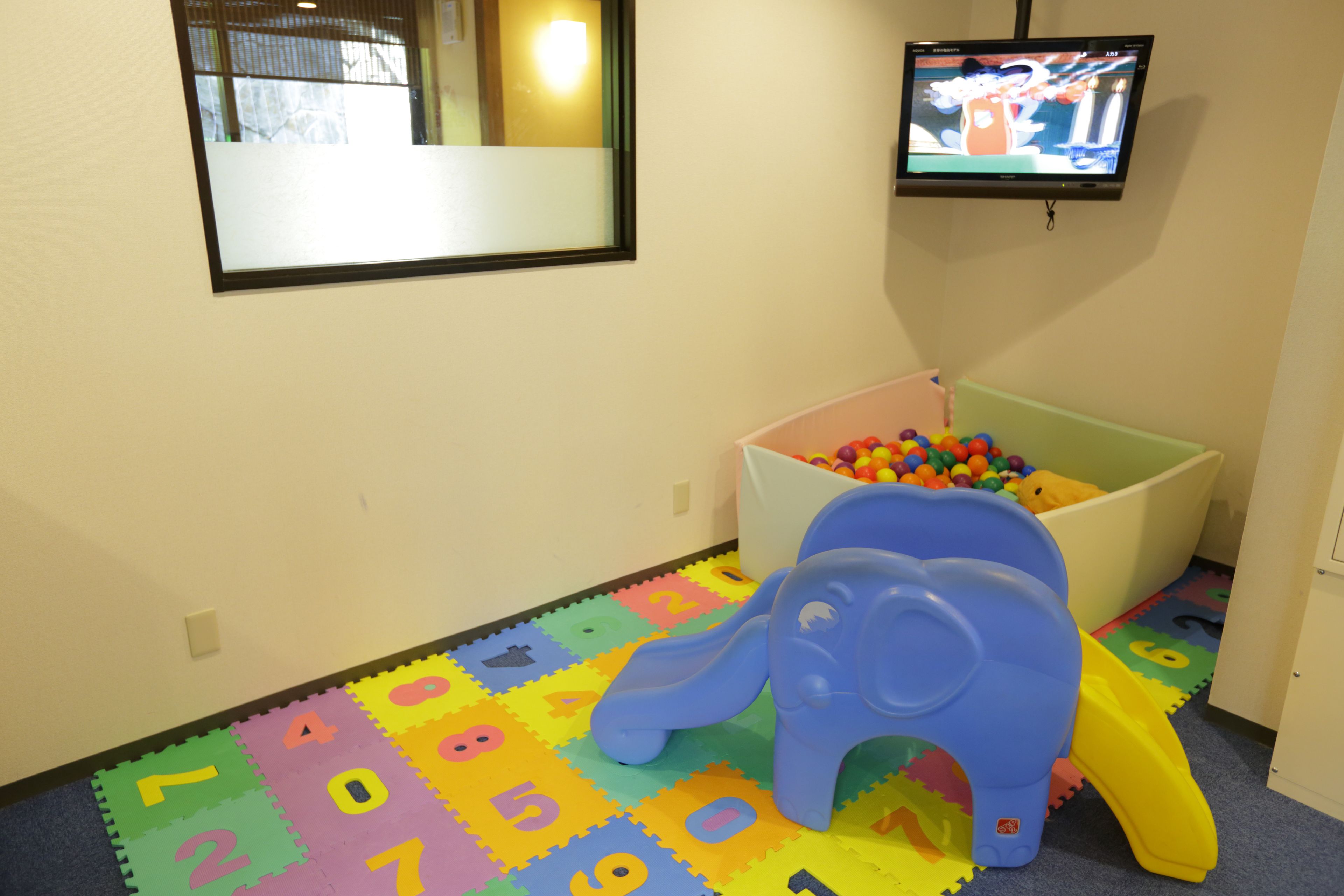 children’s play area – outdoor