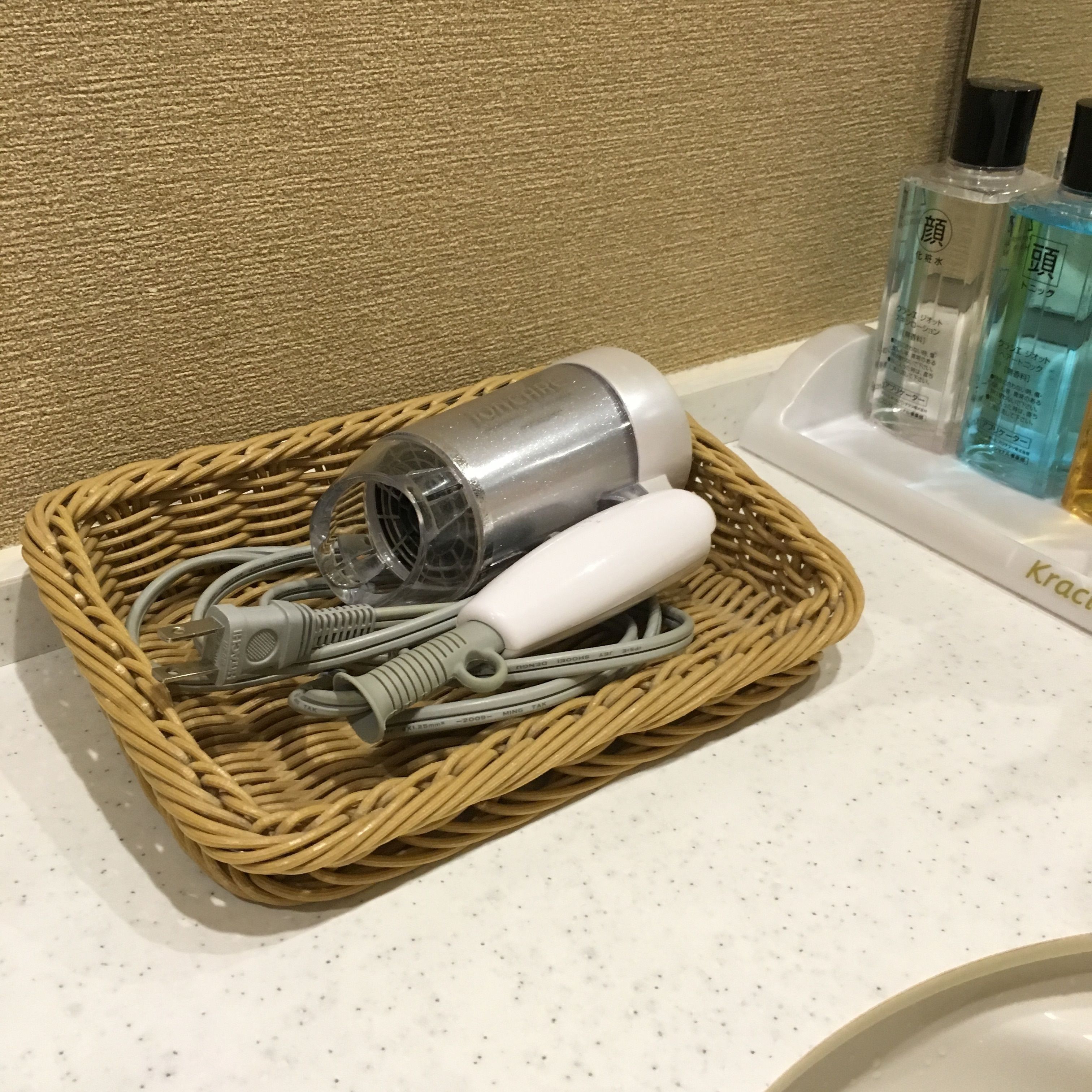 standard twin room (no bath-room), multiple view	 | in-room safe, desk, laptop workspace, blackout curtains