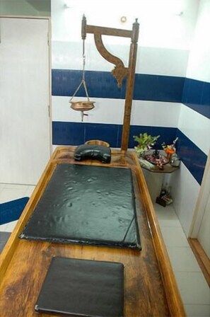 Sauna, Turkish bath/hammam, body treatments, facials