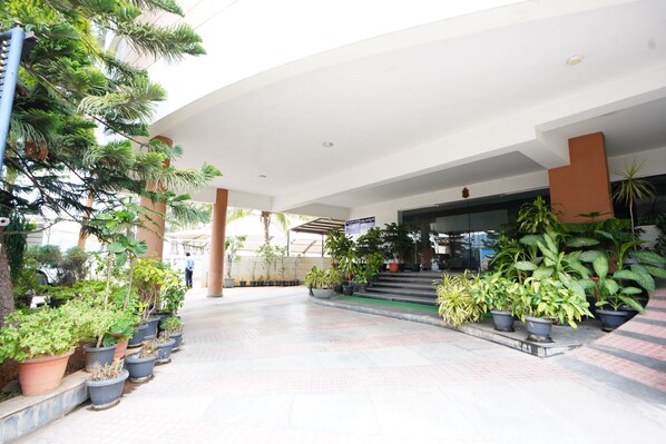 Luxe beddengoed, een minibar, een kluis op de kamer, een bureau