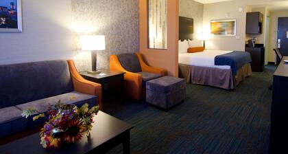 Holiday Inn Express Hotel & Suites Knoxville West -Papermill by IHG