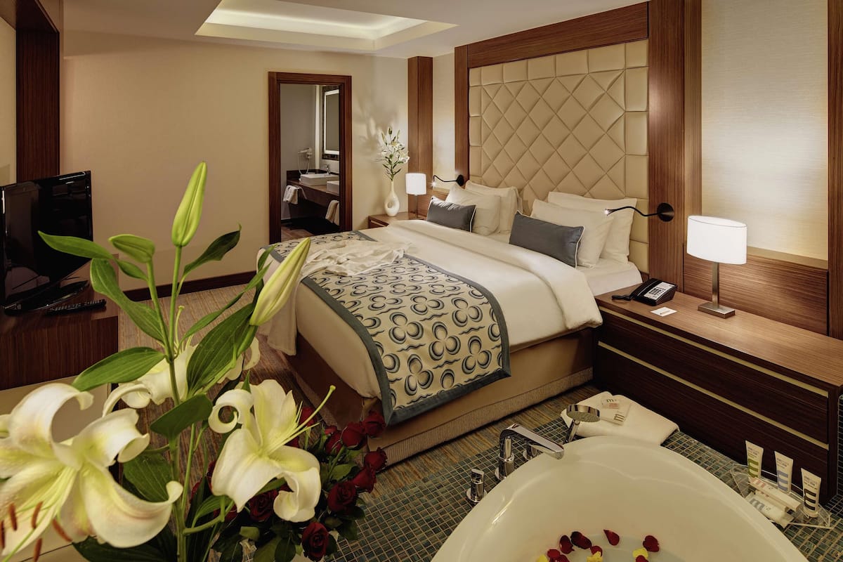 Superior Suite, 1 Queen Bed with Sofa bed | Down comforters, minibar, in-room safe, desk