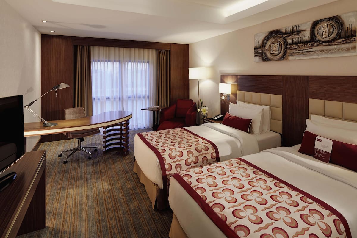 Standard Room, 2 Twin Beds | Down comforters, minibar, in-room safe, desk