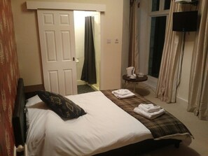 Standard Double Room | Free WiFi