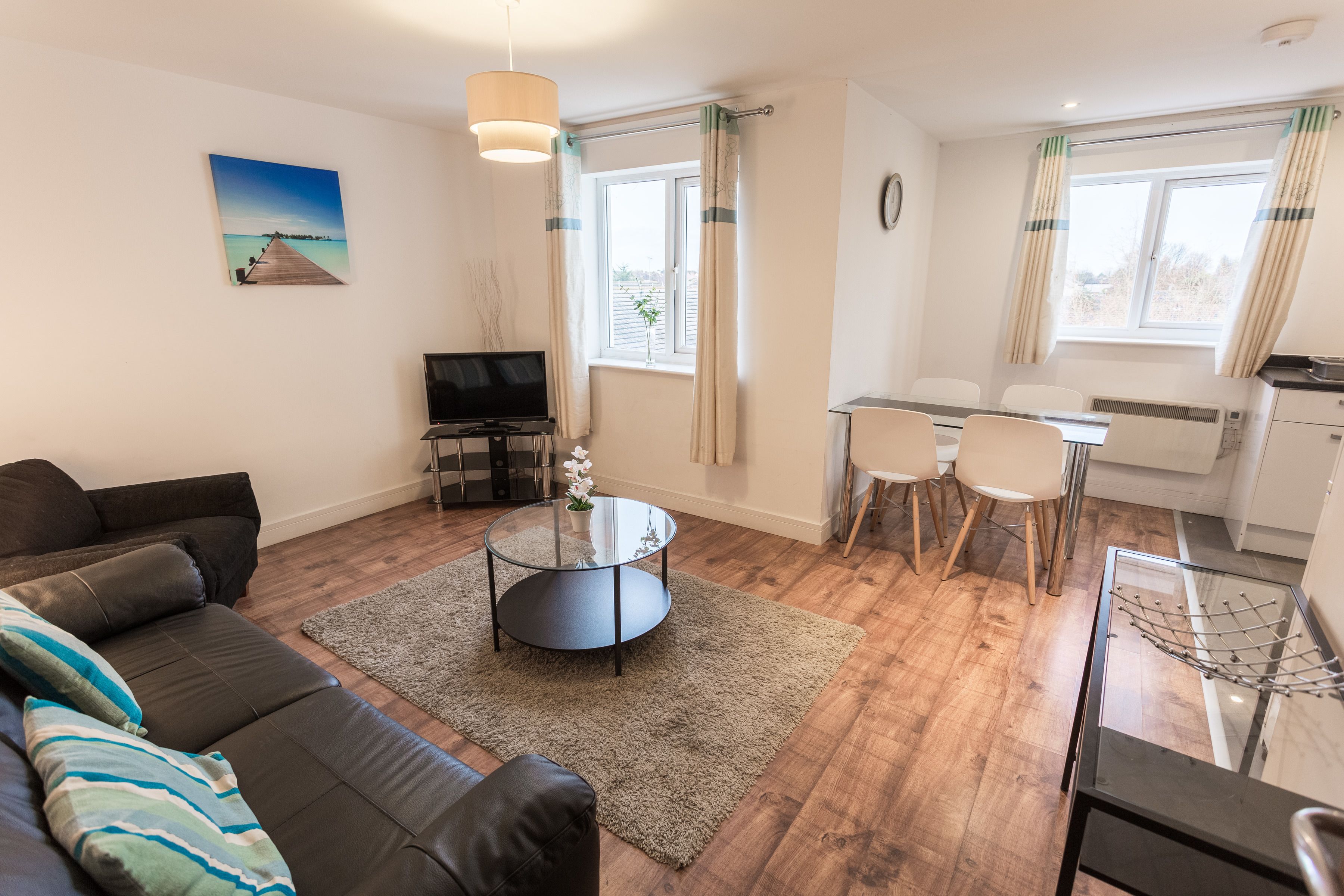 Apartment, 2 Bedrooms | Living area