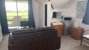 Suite, Ensuite (for upto 4 people)
