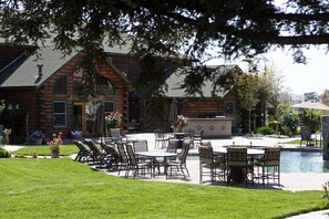 Balcony - The Purple Orchid Wine Country Resort & Spa (Livermore)