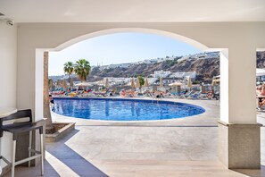 Sun deck