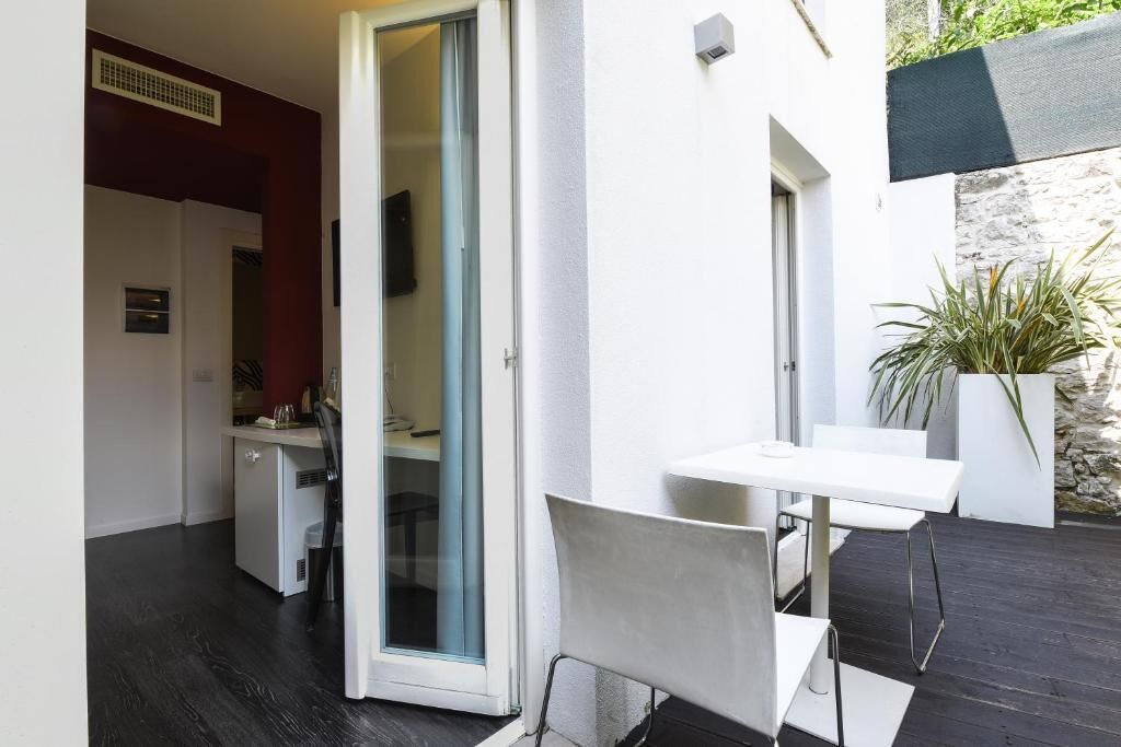 junior room | 1 bedroom, minibar, in-room safe, cots/infant beds