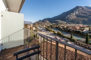 Single Room | Balcony view