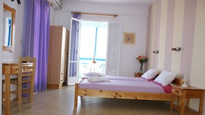 Camera tripla, vista mare