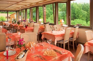 Restaurant - Hotel Neuhauser (La Broque)