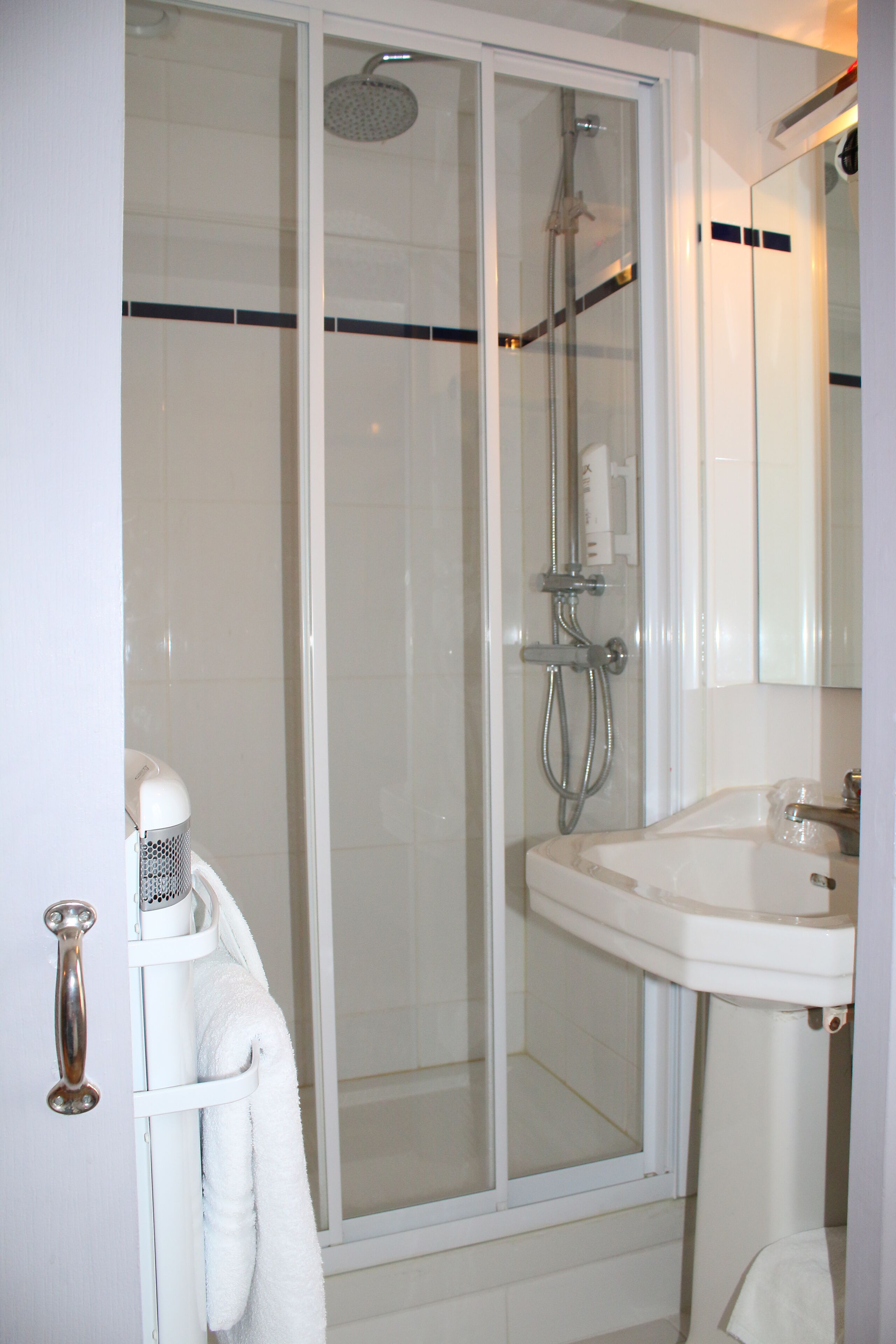 Foto - Brit Hotel Comtes De Champagne - Troyes Centre Historique