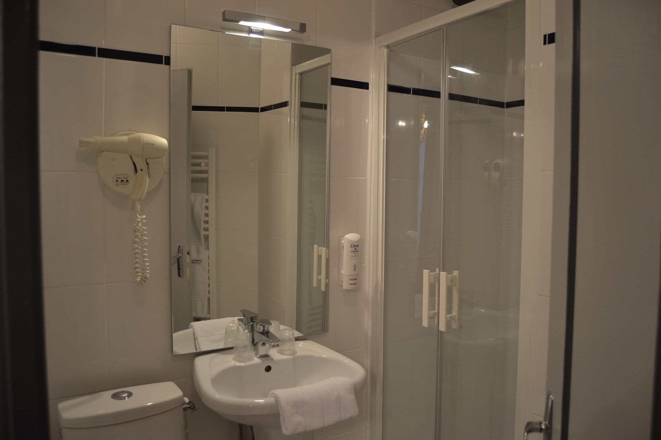 Foto - Brit Hotel Comtes De Champagne - Troyes Centre Historique