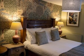 Kamar Double Superior | Seprai premium dan didekorasi berbeda-beda