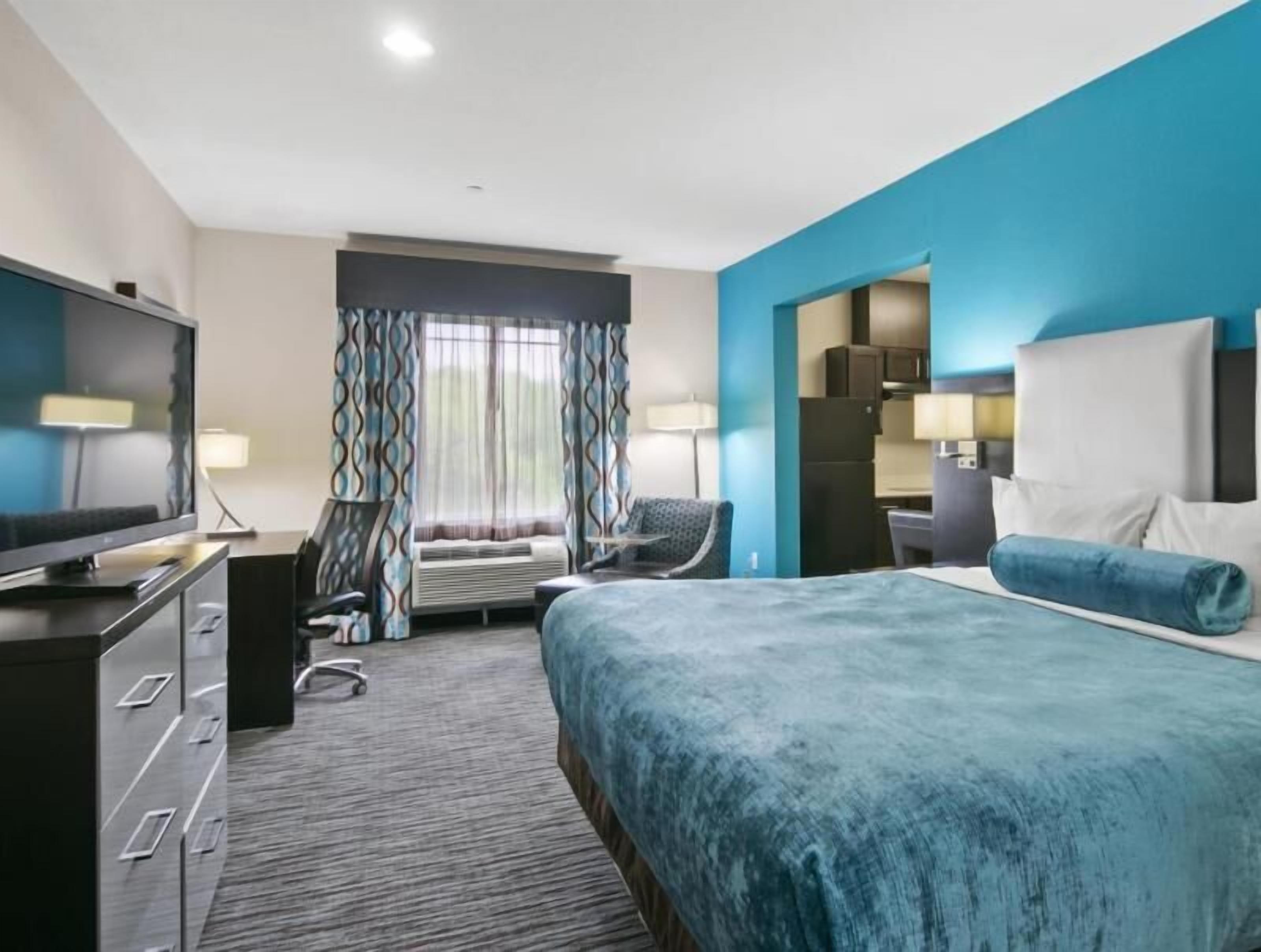 Pillow-top beds, in-room safe, desk, iron/ironing board