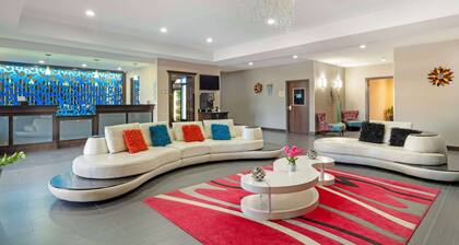 Best Western Plus Pleasanton Hotel