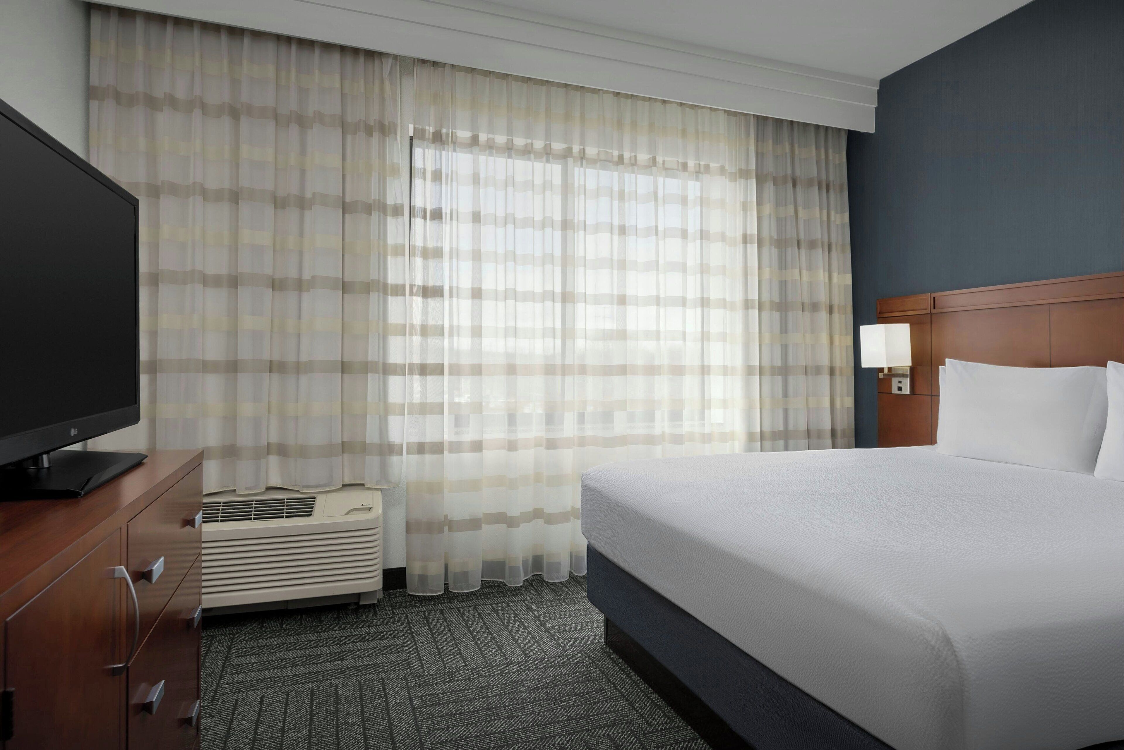 desk, laptop workspace, iron/ironing board, free cots/infant beds