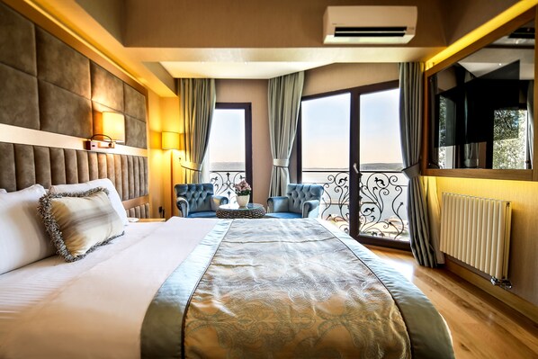 Family Room 2 Bedrooms | 高档床上用品、客房内保险箱、免费 WiFi、床单