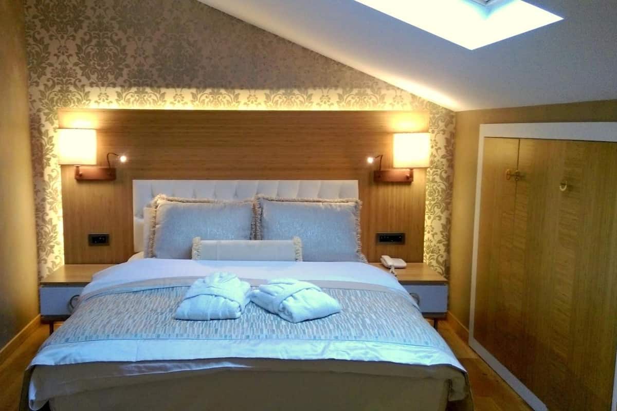 Literie de qualité supérieure, coffres-forts dans les chambres